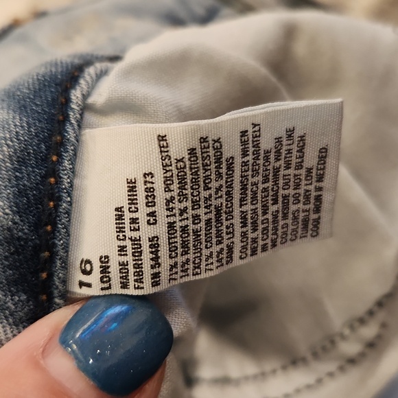 Lightwash, stonewash American eagle jeggings size 16! - Picture 4 of 10